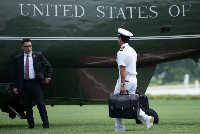 个总统「同款」手提箱只需6万8麻将胡了游戏每个CEO都需要一(图7) 个总统「同款」手提箱只需6万8麻将胡了游戏每个CEO都需要一(图7)